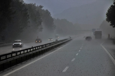 Tips voor motorrijden met harde wind